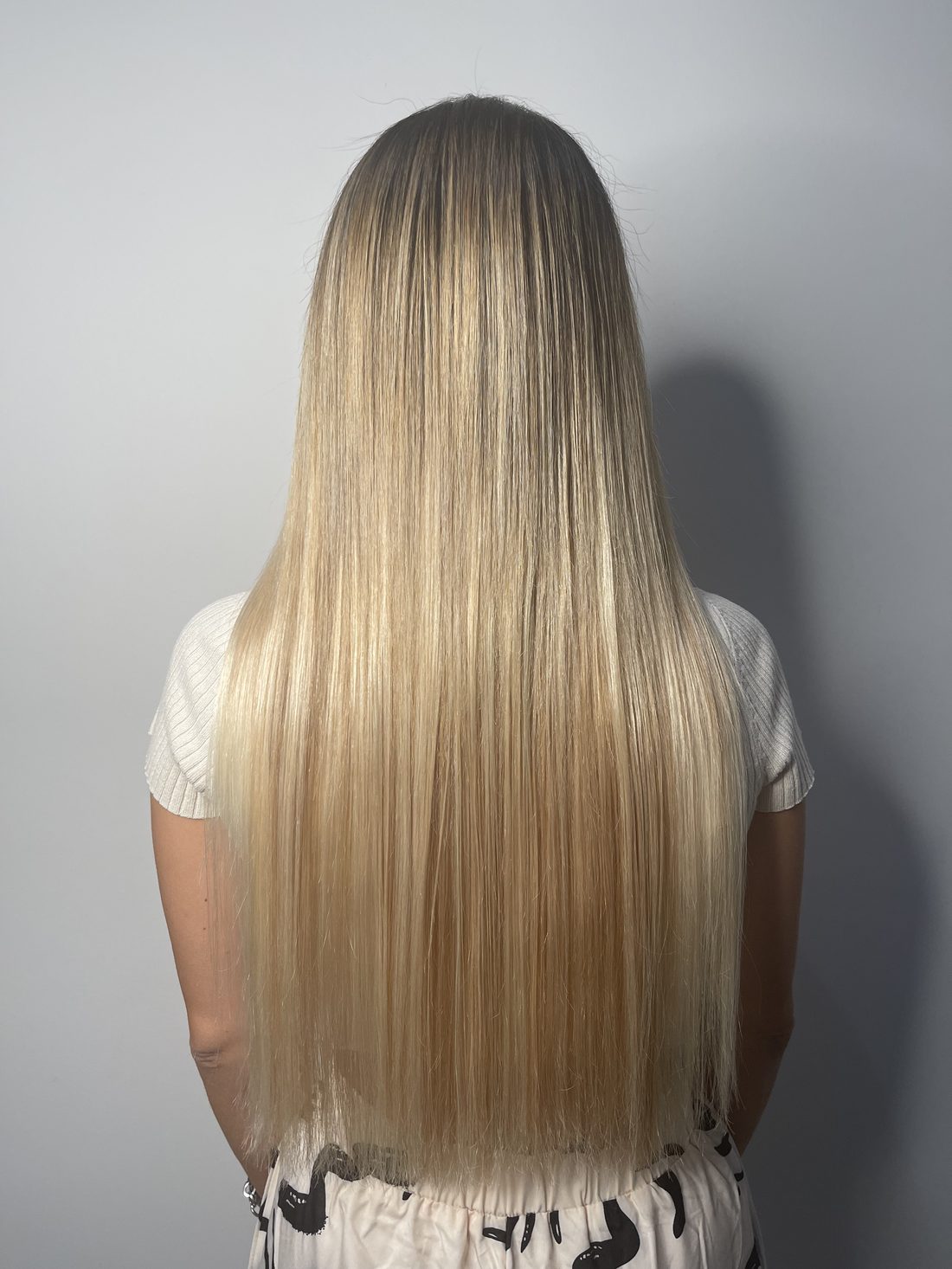 Extension bionde lisce a ultrasuoni a freddo — Bergamo, CT Hair Extension