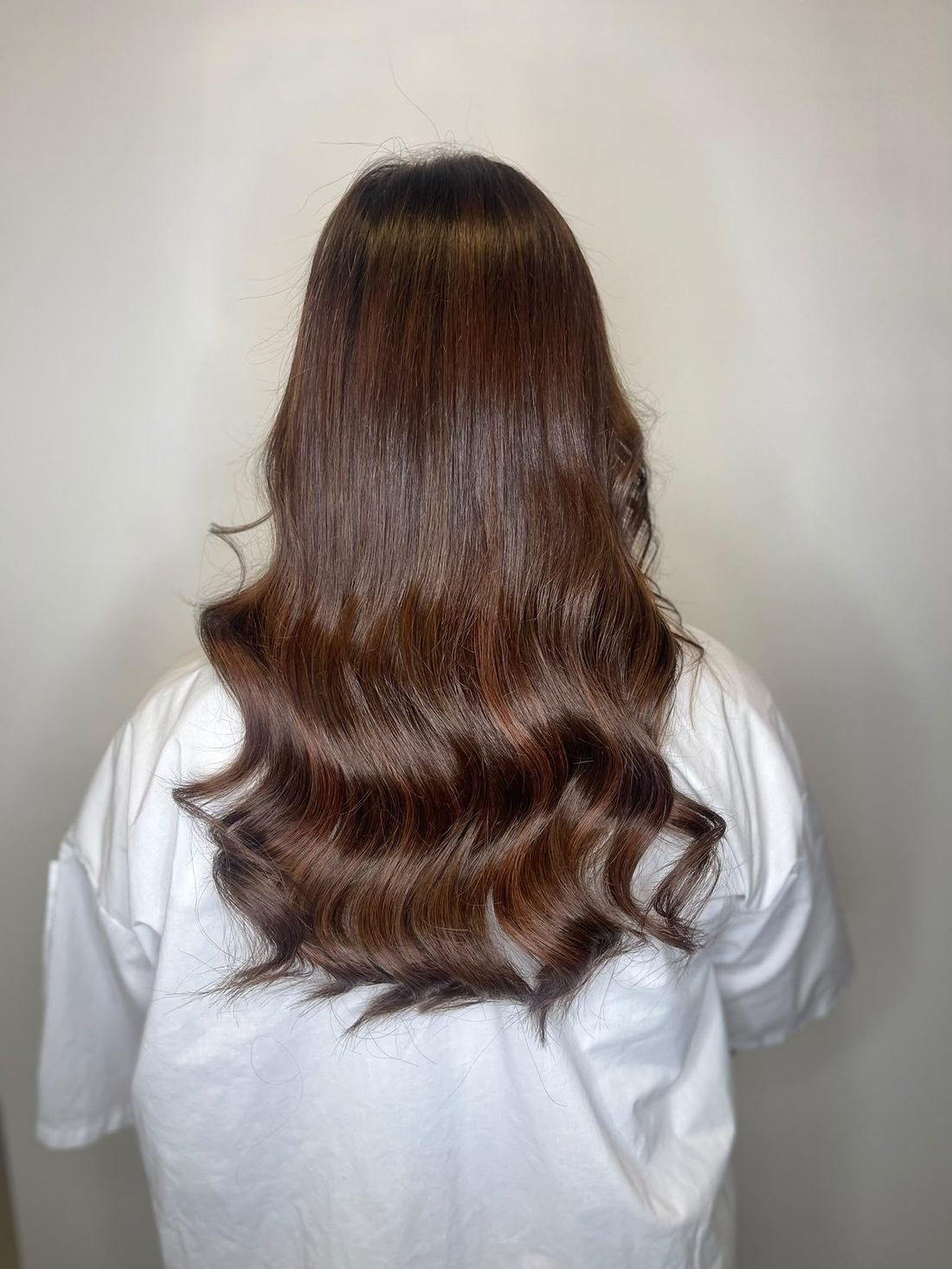 Extension mosse su capelli castano ramato a ultrasuoni a freddo — Bergamo, CT Hair Extension